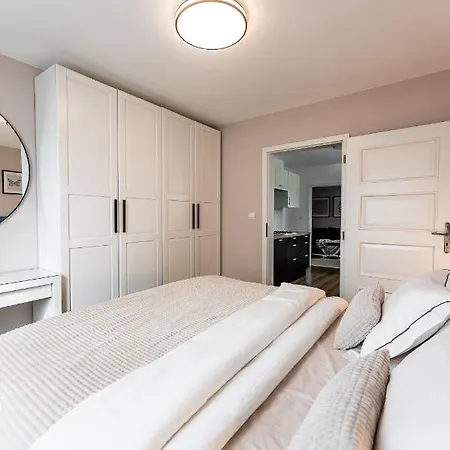 Appartement 123 *