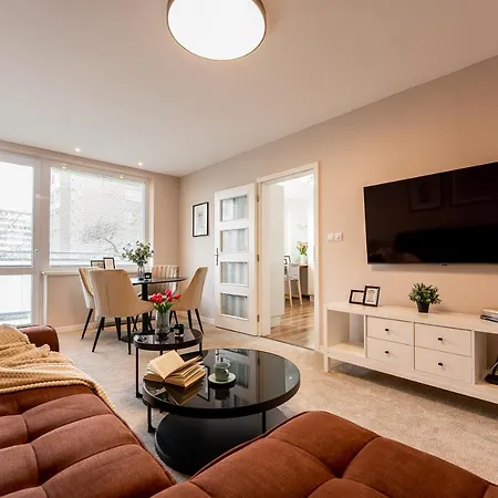 123 Apartment *